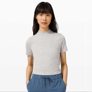 Lululemon Kitsilano Mock Neck Tee Heathered Core Light Grey